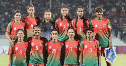 সাফজয়ী নারীদলের সবাইকে দেড় কোটি টাকা দেবে বাফুফে