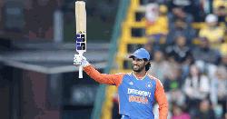 টানা তিন সেঞ্চুরি করে তিলকের বিশ্ব রেকর্ড