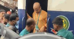 জামিন নামঞ্জুর করে চিন্ময় কৃষ্ণকে কারাগারে পাঠানোর নির্দেশ