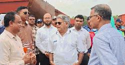 জাহাজ নির্মাণকাজে বাংলাদেশি শ্রমিকদের সক্ষমতা বেড়েছে: উপদেষ্টা সাখাওয়াত