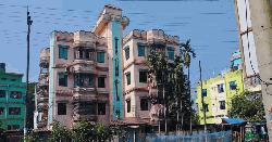 চেম্বার সিলগালা হলেও বাসায় রোগী দেখছেন ডাক্তার আবদুল মান্নান