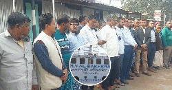 ৭ খুনে জড়িতদের গ্রেফতারে ৩ দিনের আলটিমেটাম, নৌপথ বন্ধের হুঁশিয়ারি