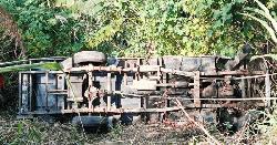 সাজেকে পর্যটকবাহী জিপ উল্টে খাদে, ৬ শিক্ষার্থী আহত