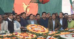 জিয়াউর রহমানের মাজারে শ্রমিক দলের নেতাকর্মীদের শ্রদ্ধা