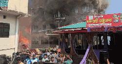 সাজেকে ভয়াবহ আগুন, প্রায় ৩০টি রিসোর্ট পুড়ে গেছে