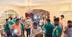অবৈধ অস্ত্রের খোঁজে সাবেক এমপির বাসায় তল্লাশি