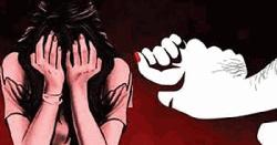 স্কুলছাত্রীকে ধর্ষণ, মীমাংসার চেষ্টা ব্যর্থ হয়ে মামলা