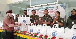 ফেনীতে আনসার ভিডিপির ভাতাভোগী সদস্যদের মাঝে ঈদ উপহার বিতরণ