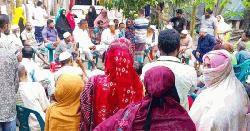 সম্পত্তি ভাগাভাগিতে ব্যস্ত সন্তানেরা, বাবার মরদেহ উঠানে পড়ে ছিল ১৬ ঘণ্টা