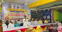 টাঙ্গাইলে অসহায় পরিবারের মাঝে ঈদ উপহার বিতরণ 