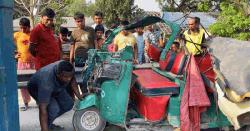 উল্লাপাড়ায় ট্যাংকলরী-সিএনজির মুখোমুখি সংঘর্ষ, নিহত ২