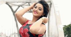 গৃহকর্মী নির্যাতনের অভিযোগ; লাইভে হুমকি দিলেন পরীমণি