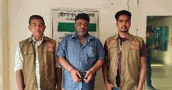 অস্ত্র ও গোলাবারুদসহ আ. লীগ নেতা গ্রেপ্তার