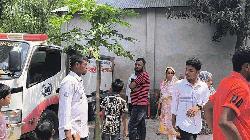 বাবার লাশ বাড়িতে রেখে পরীক্ষার হলে ছেলে