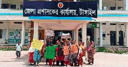 পুনর্বাসন না করে উচ্ছেদের চেষ্টা হরিজন কলোনী, প্রতিবাদে মানববন্ধন