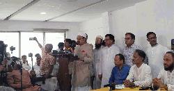 রাজনৈতিক দল নিষিদ্ধ সব সমস্যার সমাধান নয় : গয়েশ্বর 