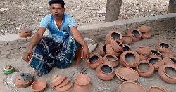 বিলুপ্তির পথে ধুনটের মৃৎশিল্প