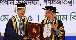 ড. ইউনূসকে ডি-লিট ডিগ্রি দিল চট্টগ্রাম বিশ্ববিদ্যালয়