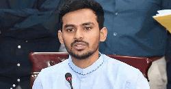 তথ্য উপদেষ্টার ওপর বোতল নিক্ষেপে যা বললেন ক্রীড়া উপদেষ্টা