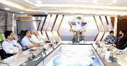 তেলের দাম কমায় প্লেনের ভাড়া কমানোর আহ্বান