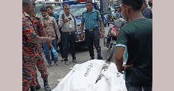 বনানীতে ভয়াবহ সড়ক দুর্ঘটনা, নিহত ২
