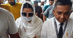 পরীমনি আদালতে হাজির, জেরা করবেন আসামিপক্ষের আইনজীবীরা