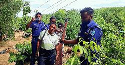 নাইক্ষ্যংছড়িতে পুলিশের অভিযানে দেশীয় তৈরী অস্ত্র উদ্ধার