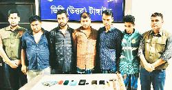 প্রবাসীর মাইক্রোবাসে ডাকাতির ঘটনায় মূল হোতাসহ গ্রেপ্তার ৫