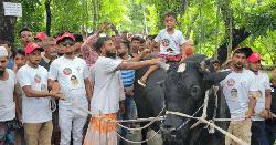 ‘কালো মানিক’কে উপহার হিসেবে নেননি বেগম জিয়া, চেয়েছেন দোয়া