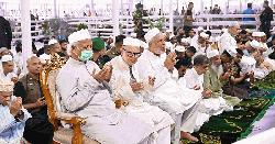 জাতীয় ঈদগাহে ঈদের নামাজ আদায় করলেন প্রধান উপদেষ্টা