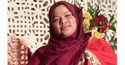 সড়কের পাশে মিলল রক্তাক্ত নারীর লাশ