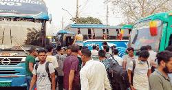 রাজধানীতে ফিরছে মানুষ, বাড়ছে কর্মব্যস্ততা