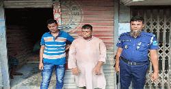 রাজবাড়ীতে জমি দখলকে কেন্দ্র করে হামলা, চাঁদাবাজির অভিযোগে আটক ২