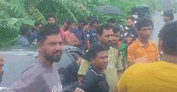 যশোরে দিনদুপুরে ‘নগদ’ এর ৫৫ লাখ টাকা ছিনতাই