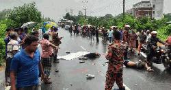 বগুড়ায় ট্রাকের ধাক্কায় তিন মোটরসাইকেল আরোহী নিহত