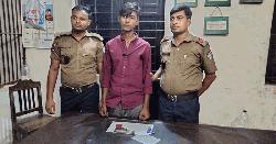 ভৈরব রেলস্টেশনে পিস্তলসহ যুবক আটক