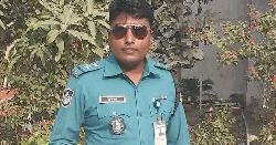 পুলিশে সোপর্দ করলেও হদিস মিলছে না অভিযুক্ত এসআইয়ের