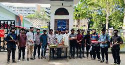 শিক্ষার্থীদের বরণ করে নিল ঢাবি ছাত্রদল