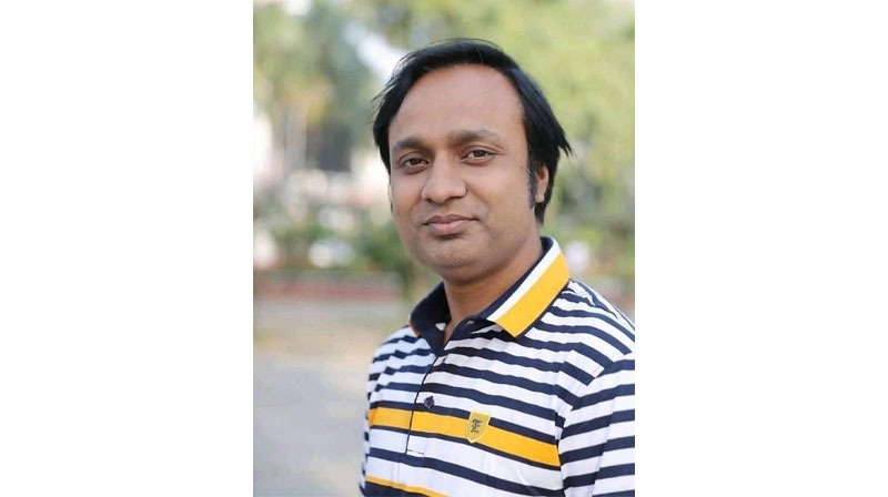 কবি-কথাসাহিত্যিক গীতিকার ও সাংবাদিক উমর ফারুক