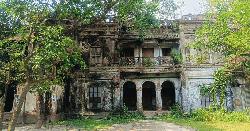 ধ্বংসের মুখে দেড়শ বছরের পুরনো বলারাম কুটির