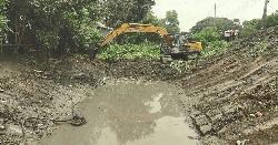 মাদারীপুর শহরের হারানো শ্বাসপ্রশ্বাস ফিরিয়ে আনতে ‘বরিশাল খাল’ খনন শুরু