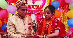 প্রেমের টানে মালয়েশিয়ার তরুণী নওগাঁয়, বসলেন বিয়ের পিঁড়িতে