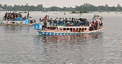 বর্ষায় জমে উঠেছে টাঙ্গাইলের বাসুলিয়া