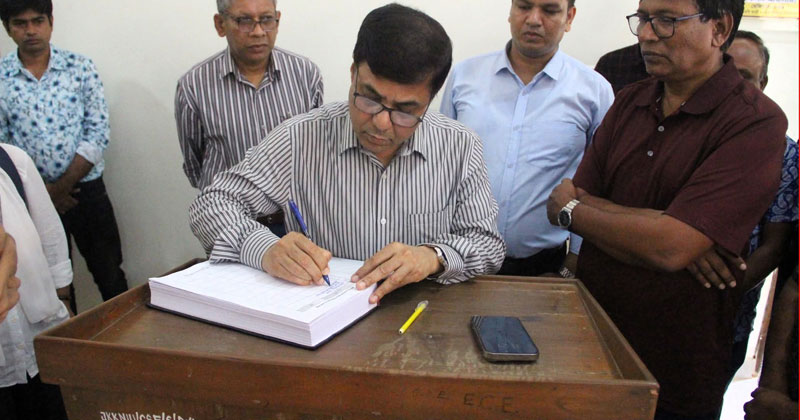 গণস্বাক্ষর কর্মসূচির আয়োজন করেছে জাতীয় কবি কাজী নজরুল ইসলাম বিশ্ববিদ্যালয়।