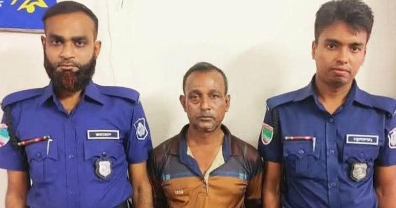 পুলিশ মামলার মূল আসামি সিরাজুল ইসলামকে আটক করেছে।