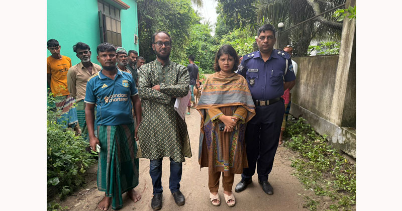 মেঘনা থানা পুলিশের সহায়তায় এ ভ্রাম্যমাণ আদালত পরিচালনা করেন সহকারী কমিশনার (ভূমি) ও নির্বাহী ম্যাজিস্ট্রেট লুৎফুন নাহার শারমীন।