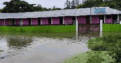 নোয়াখালীতে পানিবন্দি ৬৩ হাজার পরিবার, প্রস্তুত ৪৬৬টি আশ্রয়কেন্দ্র