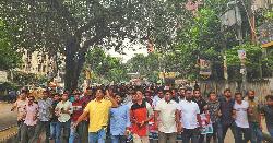 ব্যবসায়ী হত্যার দৃষ্টান্তমূলক শাস্তির দাবিতে জবি ছাত্রদলের বিক্ষোভ মিছিল 