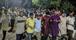 মিটফোর্ডে ব্যবসায়ীকে হত্যার প্রতিবাদে নোবিপ্রবি শিক্ষার্থীদের বিক্ষোভ