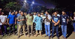 মিটফোর্ডে ব্যবসায়ী হত্যার প্রতিবাদে নজরুল বিশ্ববিদ্যালয়ে বিক্ষোভ